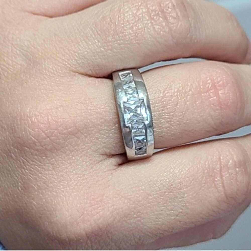 Vintage Chunky Sterling Silver Boho CZ Princess Cut Crystal Band Ring 7.25
